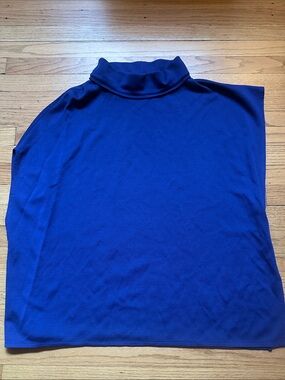 St. John Sleeveless Cape in Deep Blue